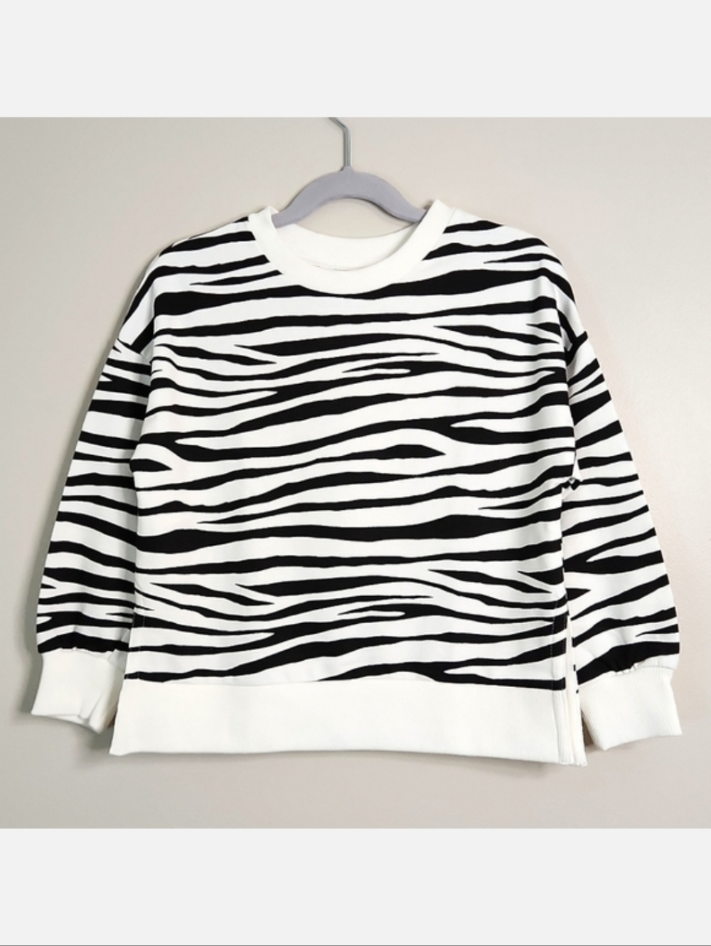 Mango Girls Black & White Zebra Print Sweatshirt, Size 5/6 ~ NWT